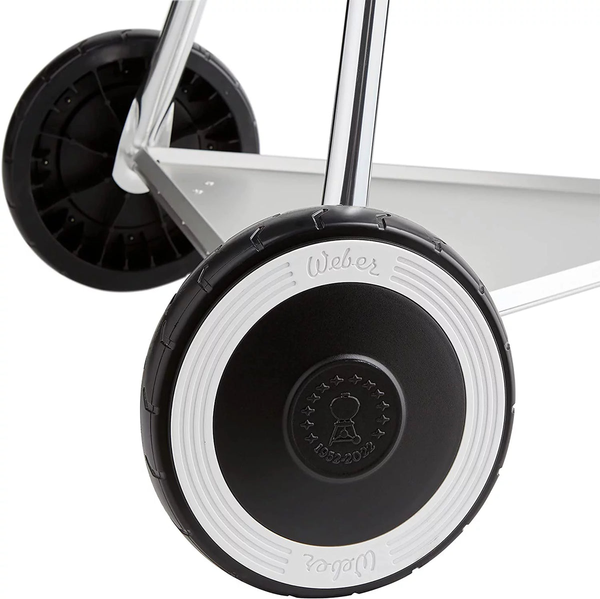 22 in. Kettle Charcoal Grill U689