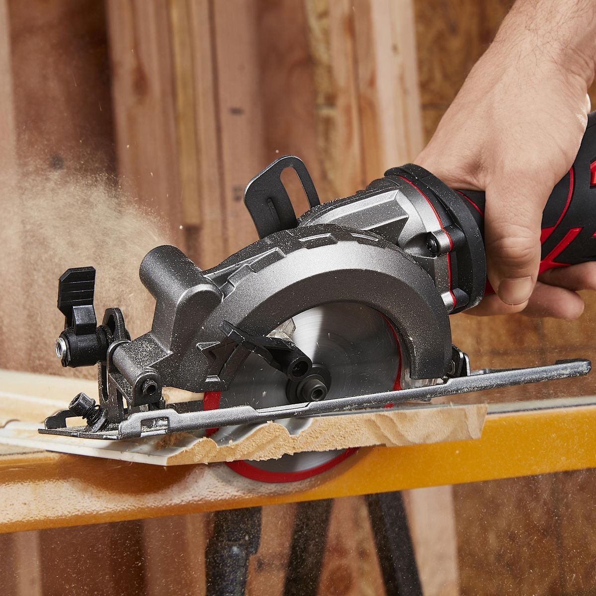 5.8 Amp 4-1/2 in. Compact Circular Saw G5493