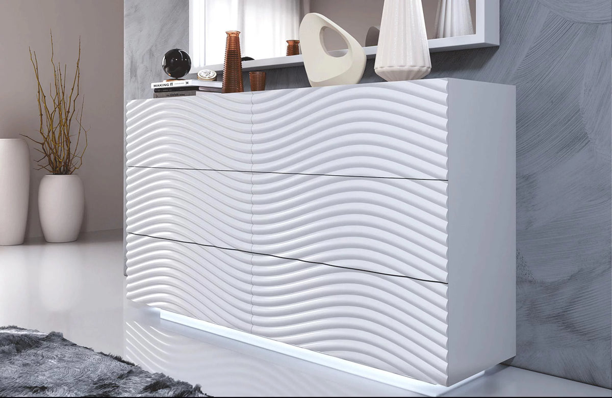 White Double Dresser Q904430