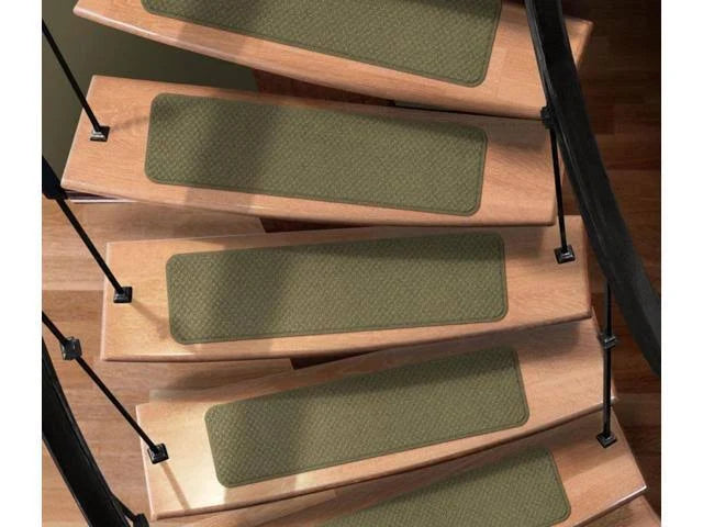 Set of 12 Olive Green Carpet Stair Treads Q1148