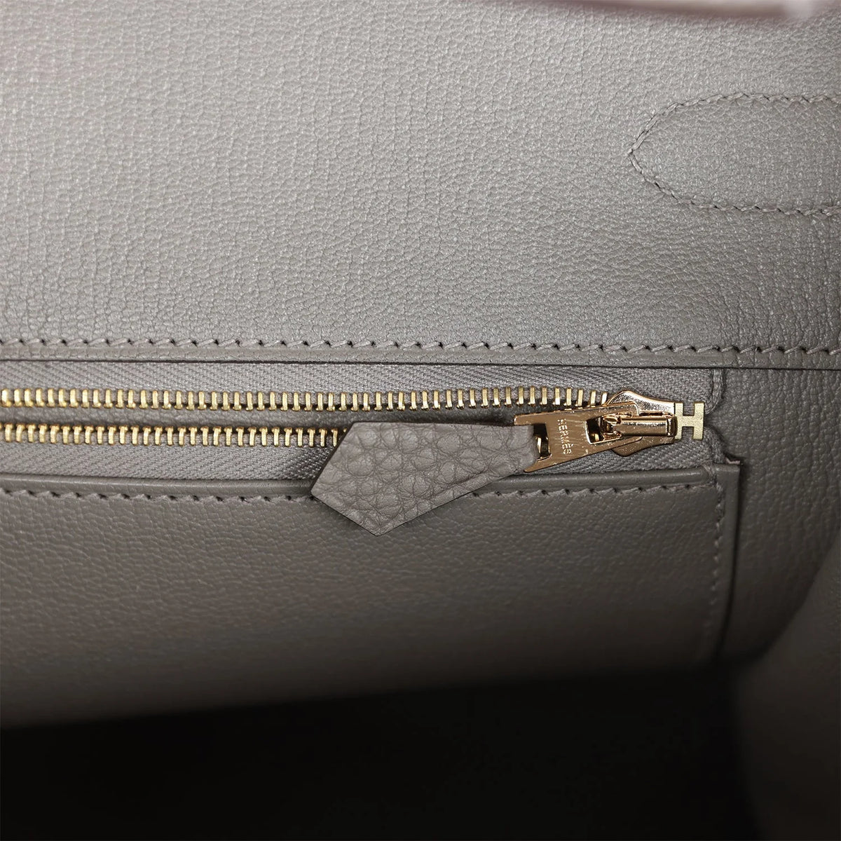 Togo Leather Handbag Q8932