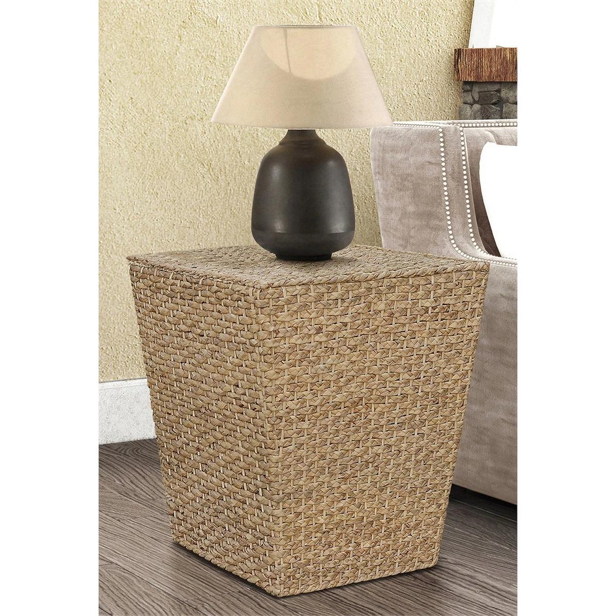 Natural Tapered Wood Side Table L551
