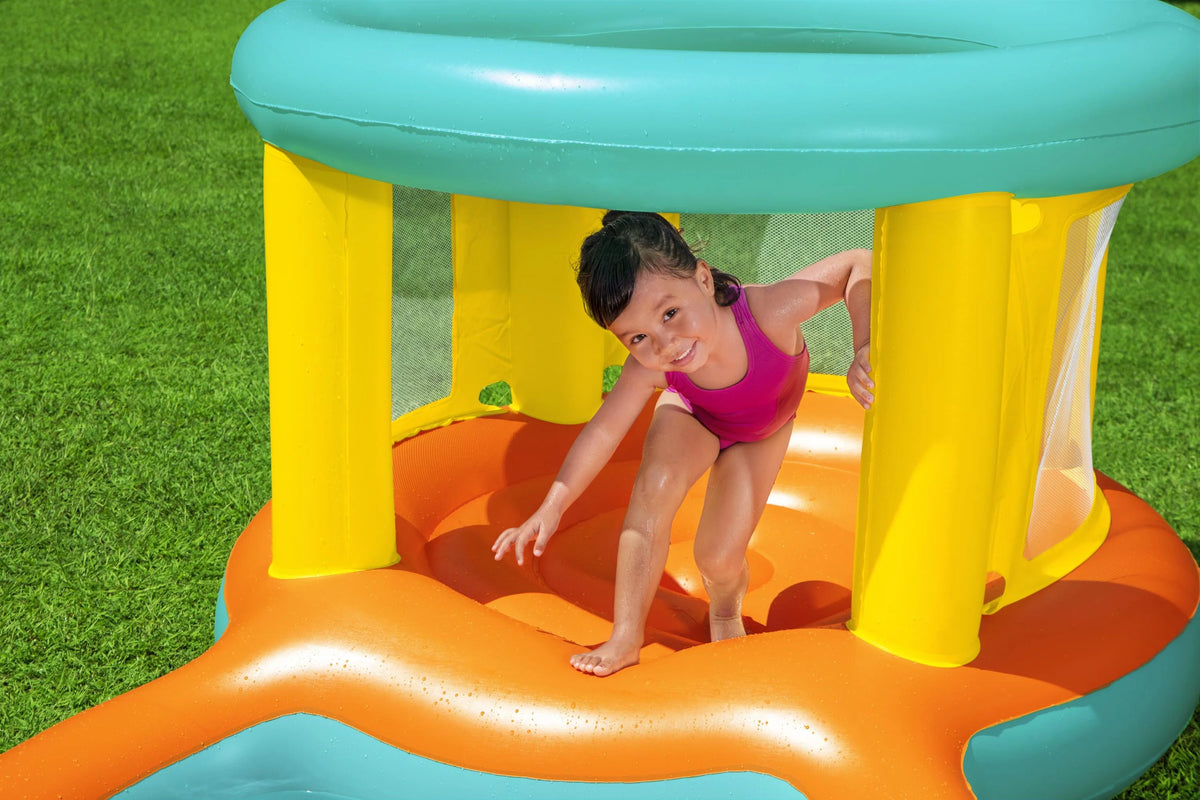 Bouncer and Play Pool B646294