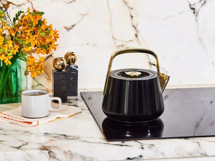 Black Whistling Tea Kettle U51057