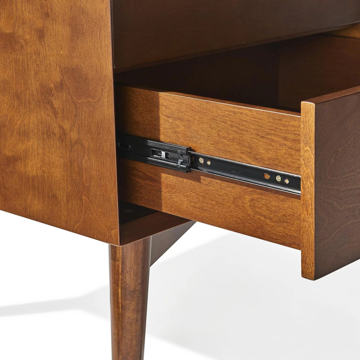 Mahogany Media Console H7786