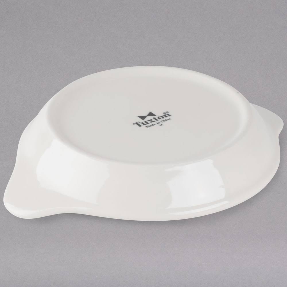 11 oz. Eggshell Round China Egg Dish - 12/Case P3887