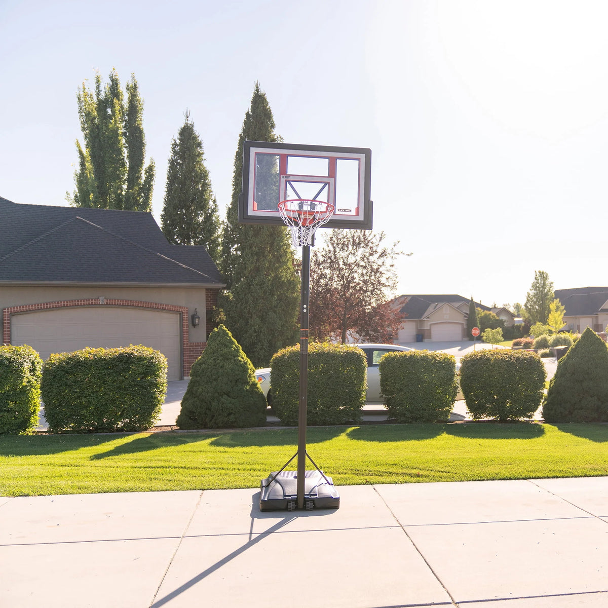 Adjustable Portable Basketball Hoop 48 inch Polycarbonate A590