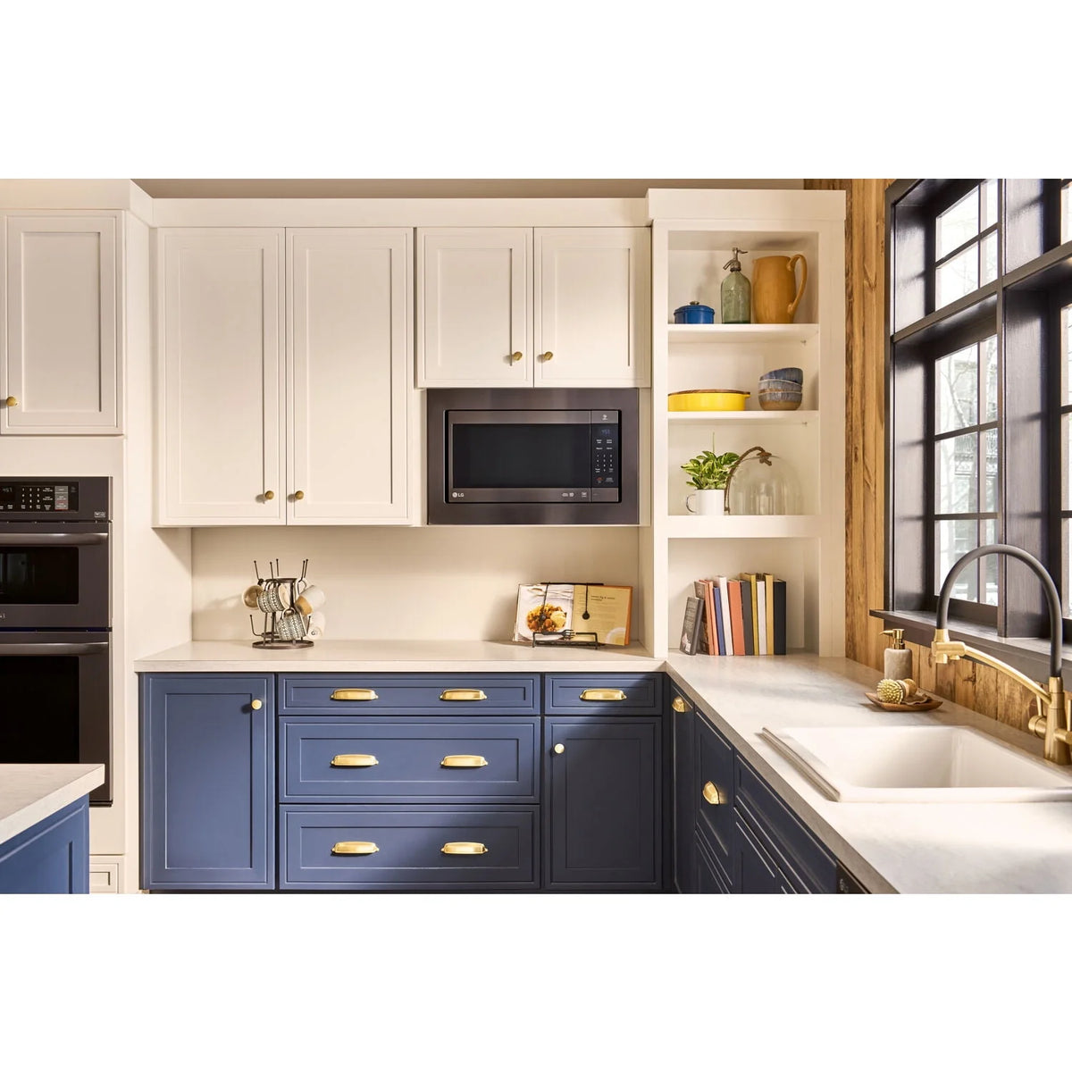 2.0 Cu. Ft. 1200W Black Stainless Steel Countertop Microwave X5476