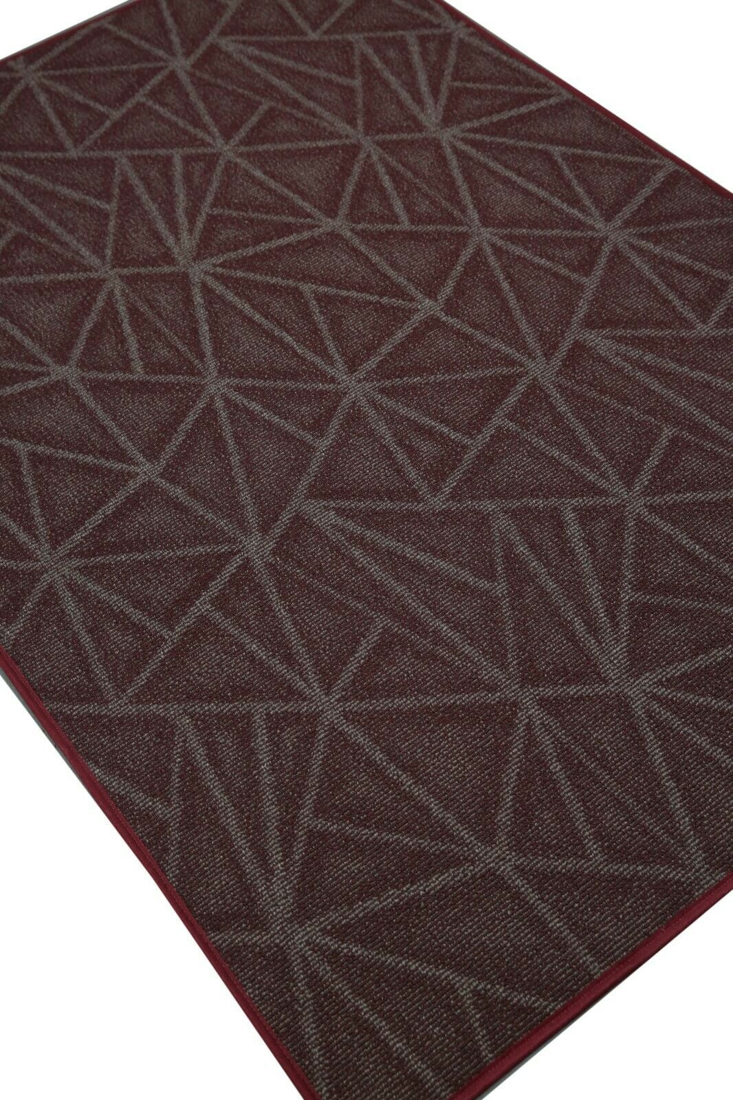 Burgundy 12' Round Solid Color Indoor/Outdoor Rug L608780