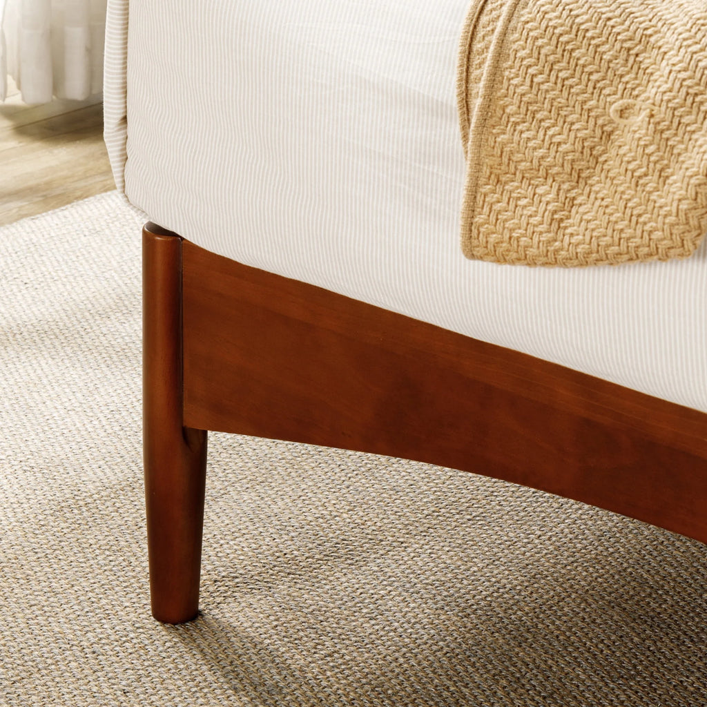Queen Wood Platform Bed Frame N96812